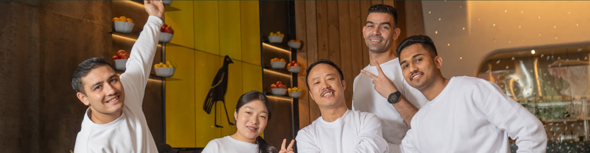 Maryool restaurant team