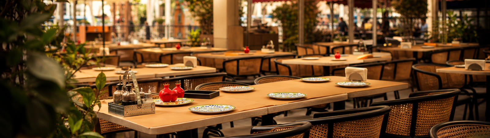 Mehman Khana restaurant dining room